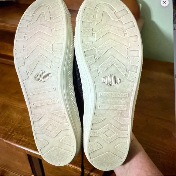 Palladium Black and White Glitter Sneakers women’s size 9 shoes - Picture 9 of 9